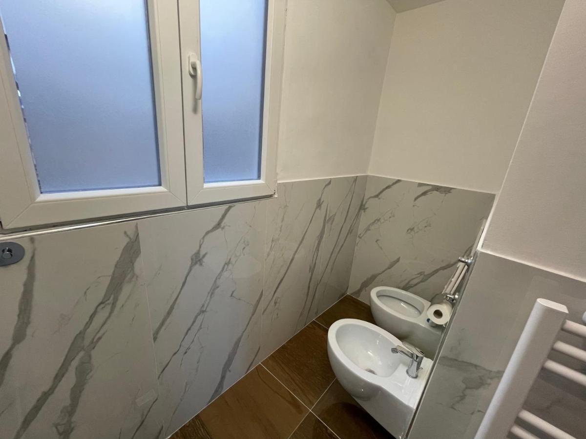 Il Portico Lägenhet Vado Ligure Exteriör bild